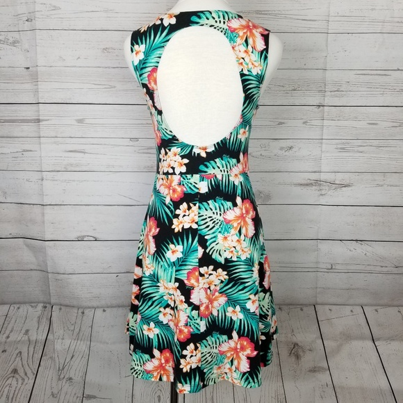 PINK Victoria Secret Floral Sleeveless Mini Dress - Picture 2 of 8